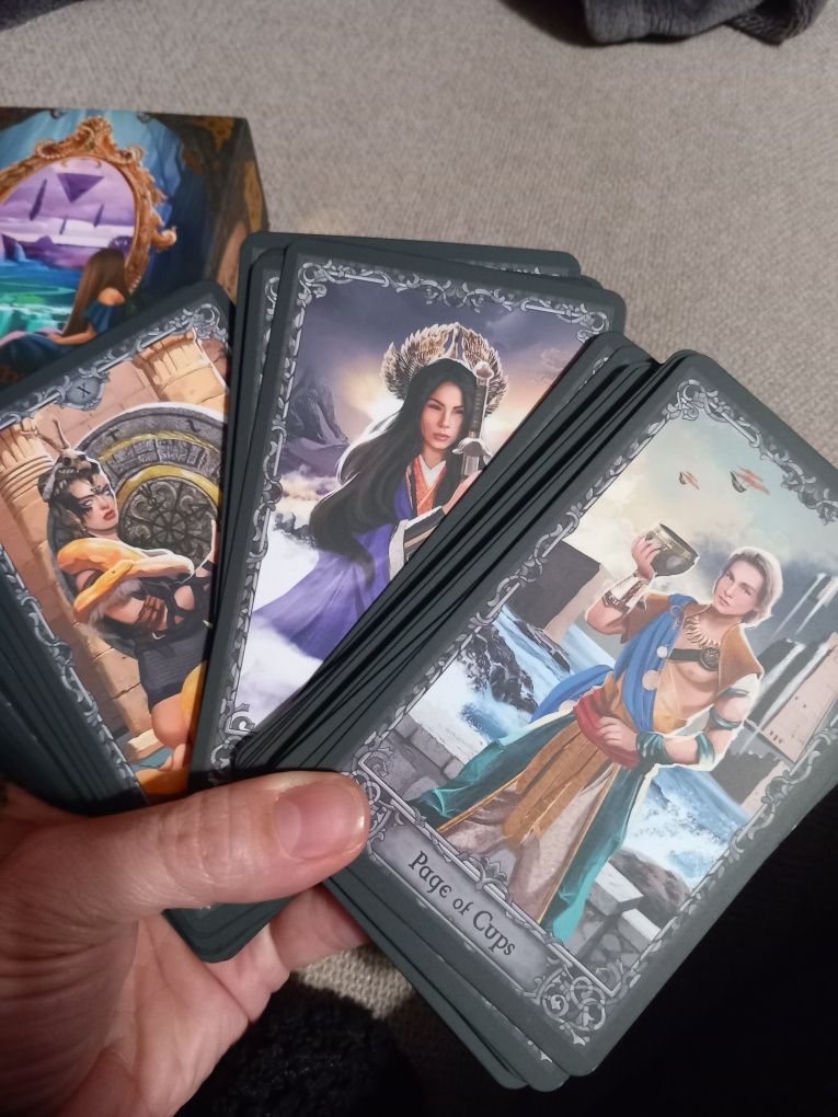 Tarot The World of Visions