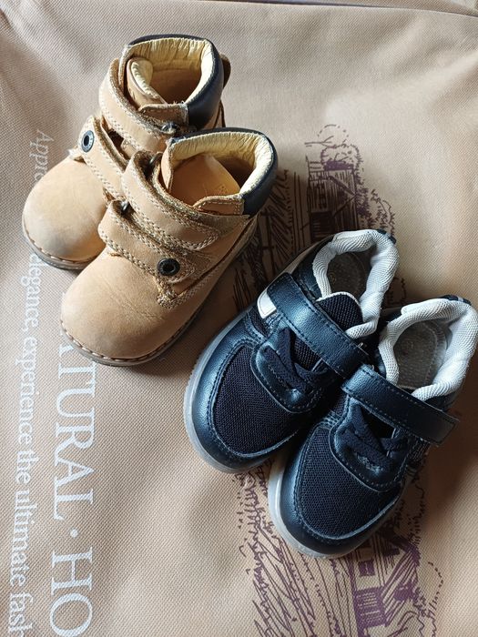 Відам безкоштовно речі і взуття для хлопчика 0м.до 4 років