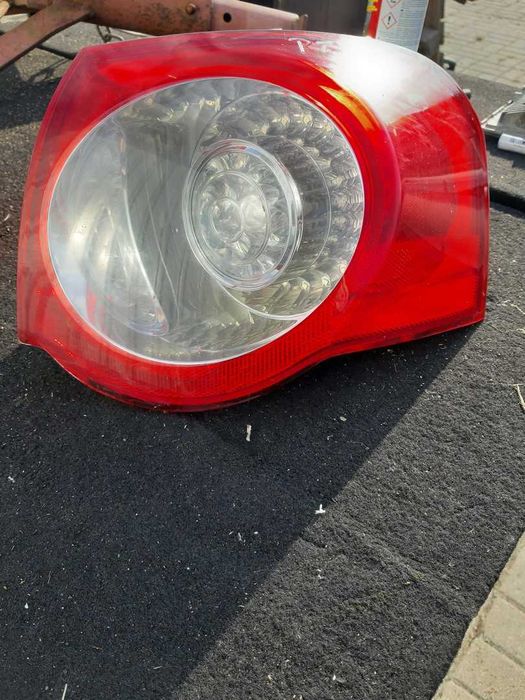 VW Passat B^ Kombi lampa tylna prawy tył