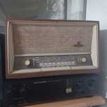 Radio antigo Normende Kadett