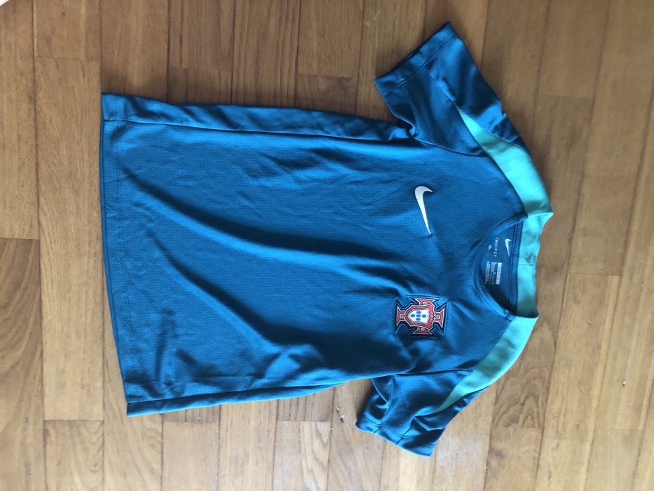 Camisola da seleção portuguesa Nike de treino criança tamanho M
