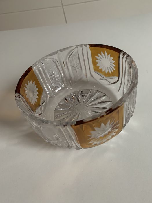 Kryształowe miski