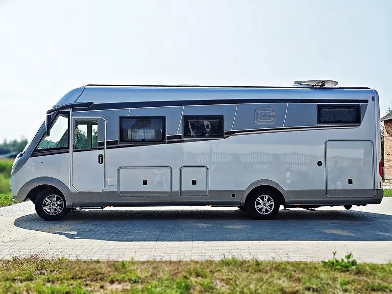 Iveco Daily  Pierwszy właściciel samochód kupiony od przedstawiciela Carthago