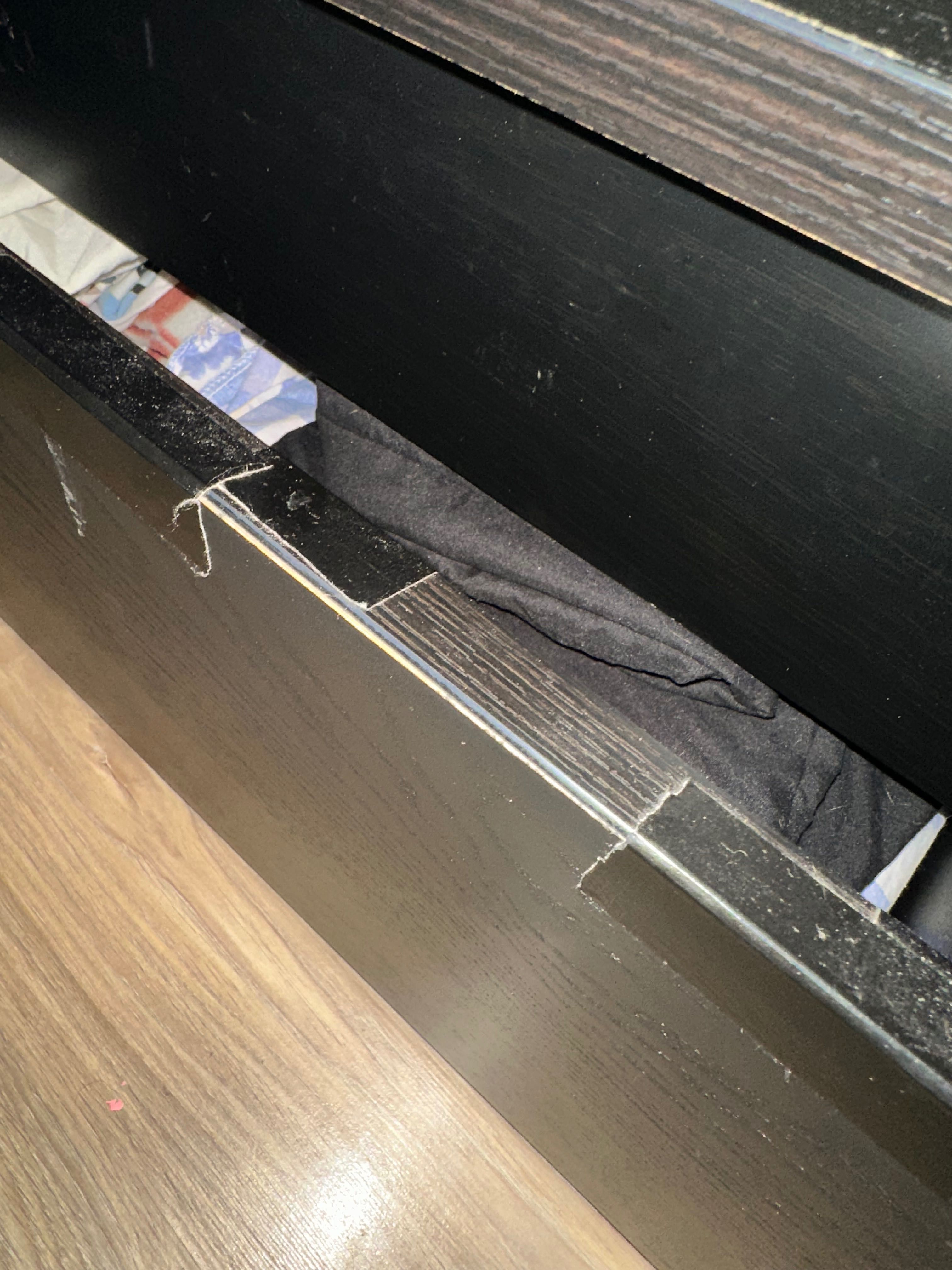 Cama MALM 180x200 com gavetões e estrado