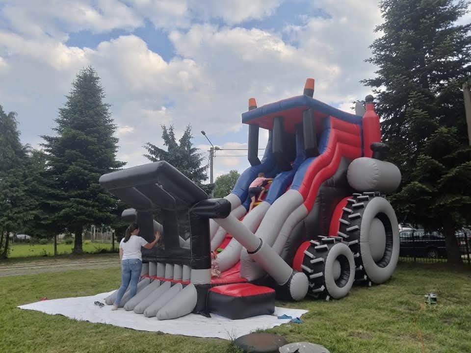 Zamek dmuchany ,zjeżdżalnie dmuchane