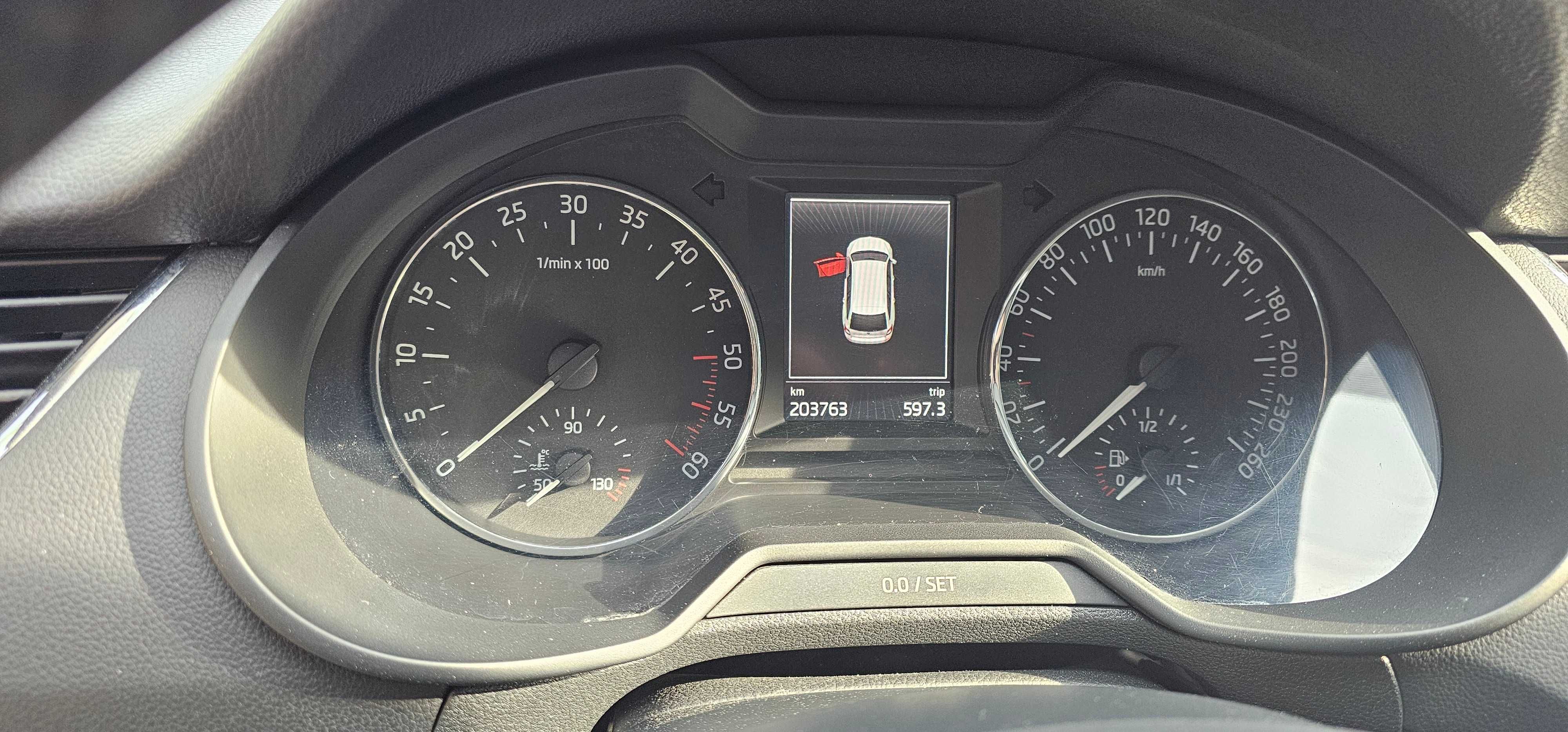Skoda Octavia III Kombi 2.0 TDI DSG | 150KM | 2014 |