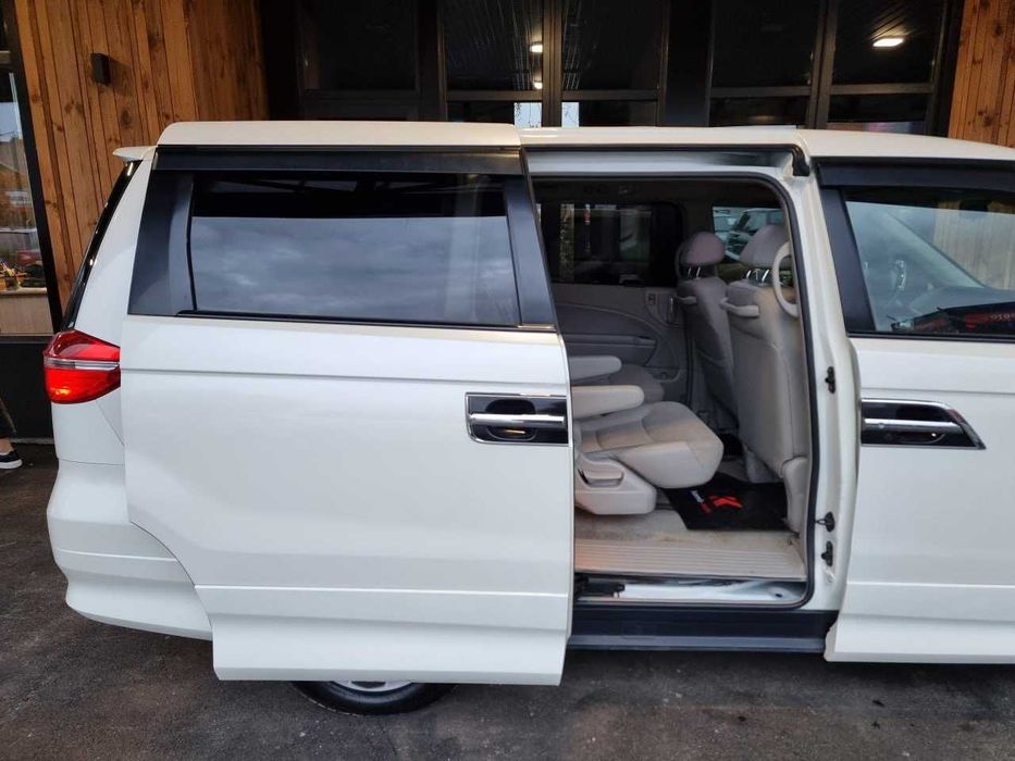 Продам  Honda Elysion 2011. Можна в розстрочку, під викуп.