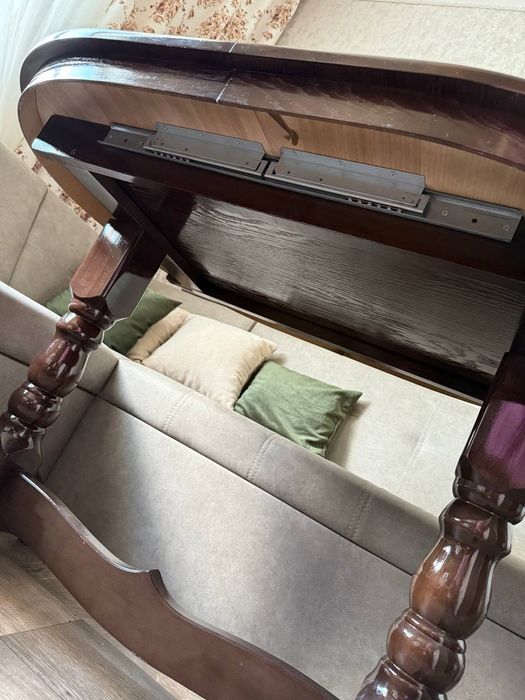 Продам стіл обідній