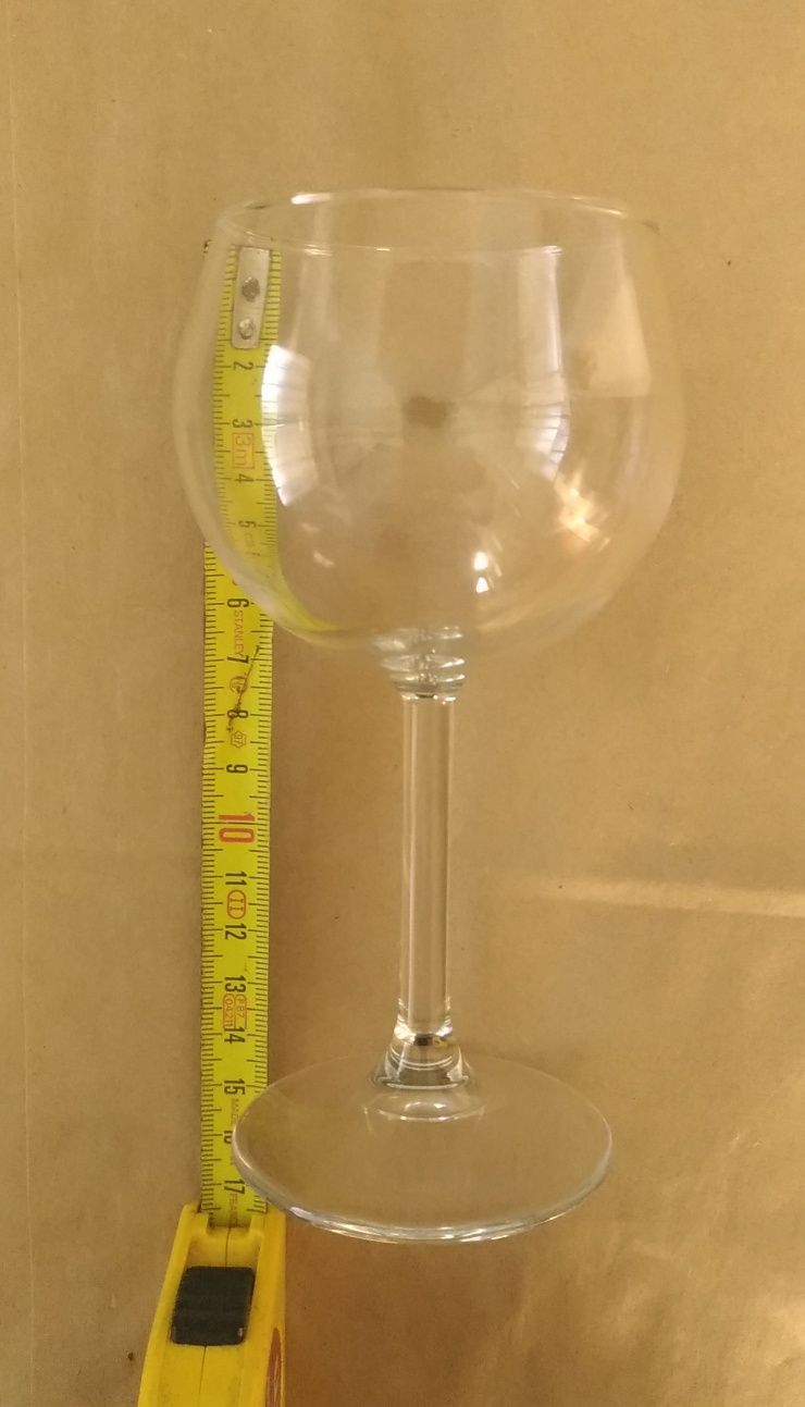 Conj. 24 Copos Vinho