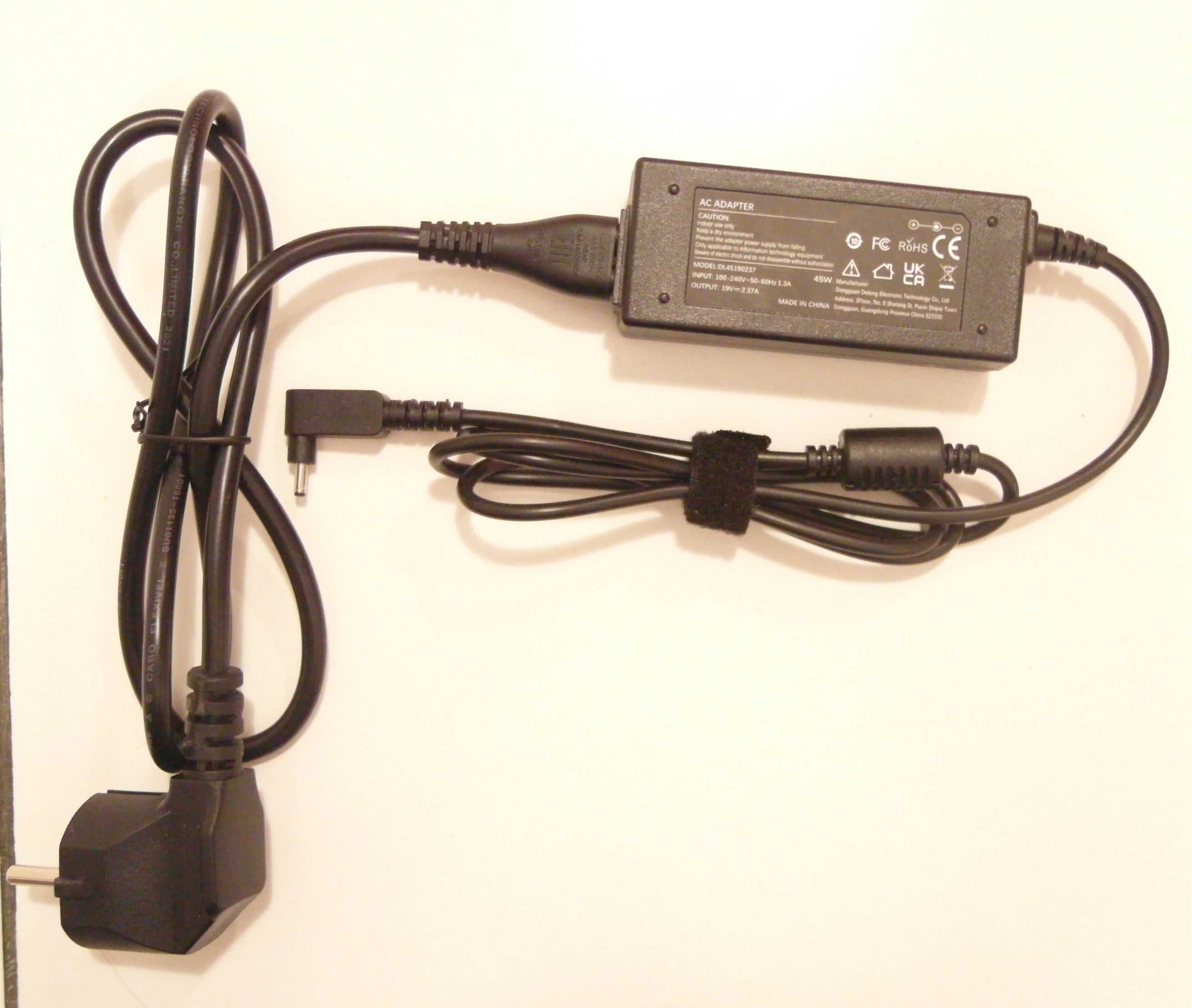 zasilacz do laptopa 45 W  19V - 2,37A