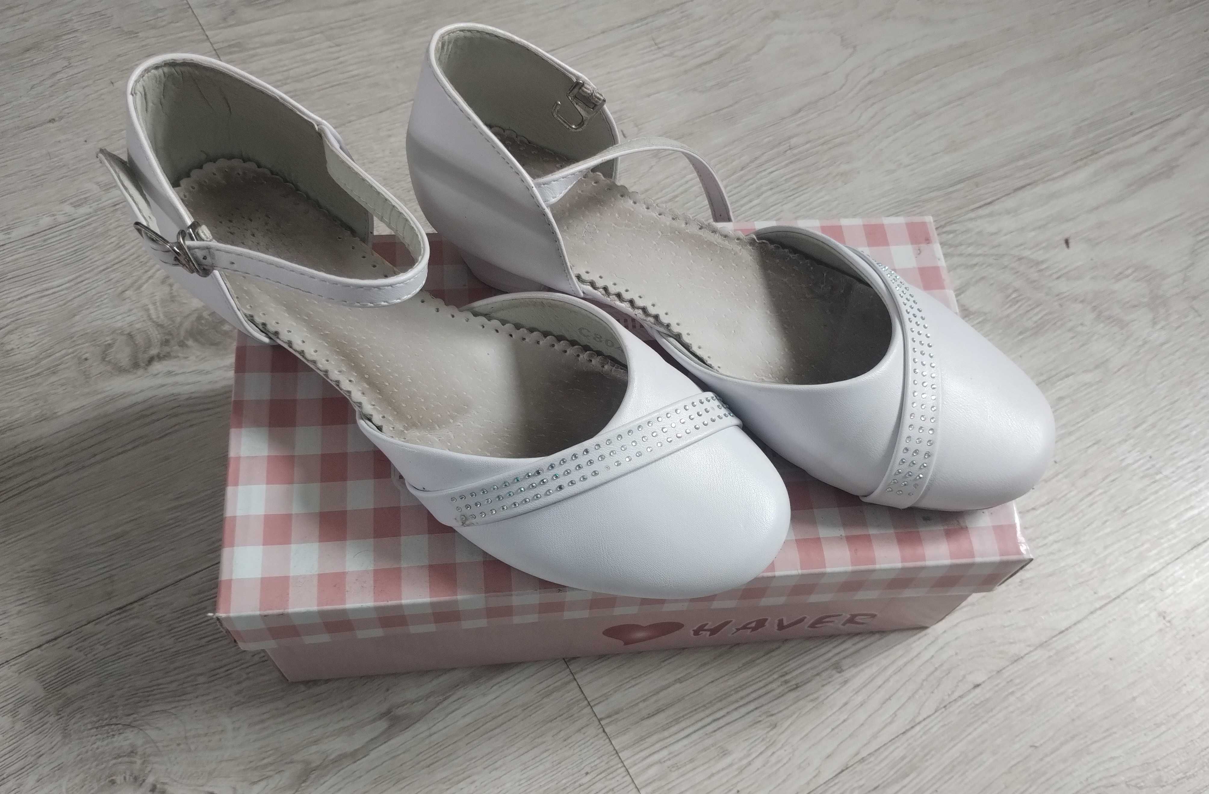 Buty komunijne białe rozmiar 35