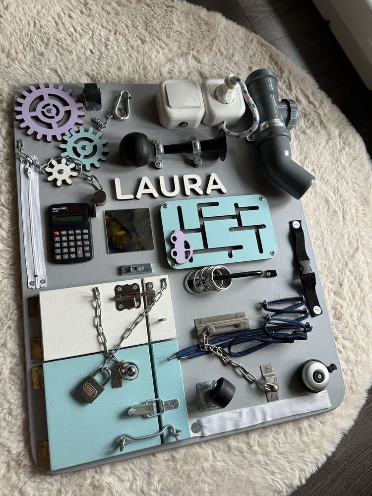 Tablica manipulacyjna Woobiboo (Woobiboard)