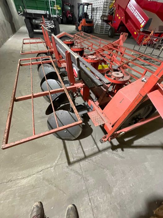 Sprzedam sadzarkę do ziemniaków