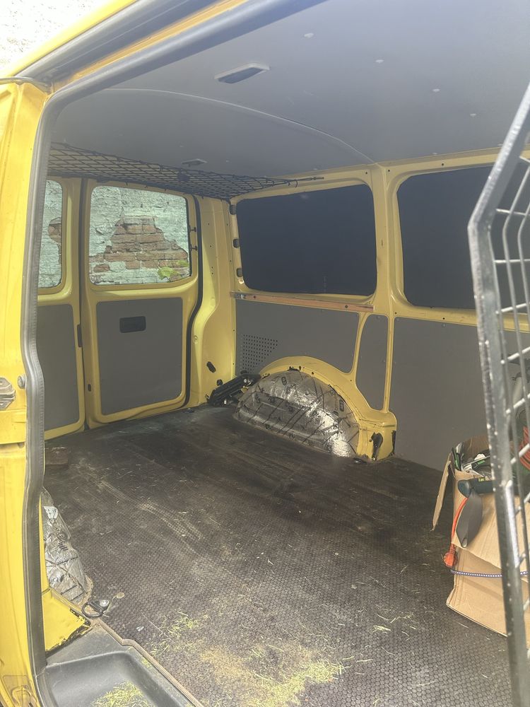 Volkswagen Transporter T5 2014
