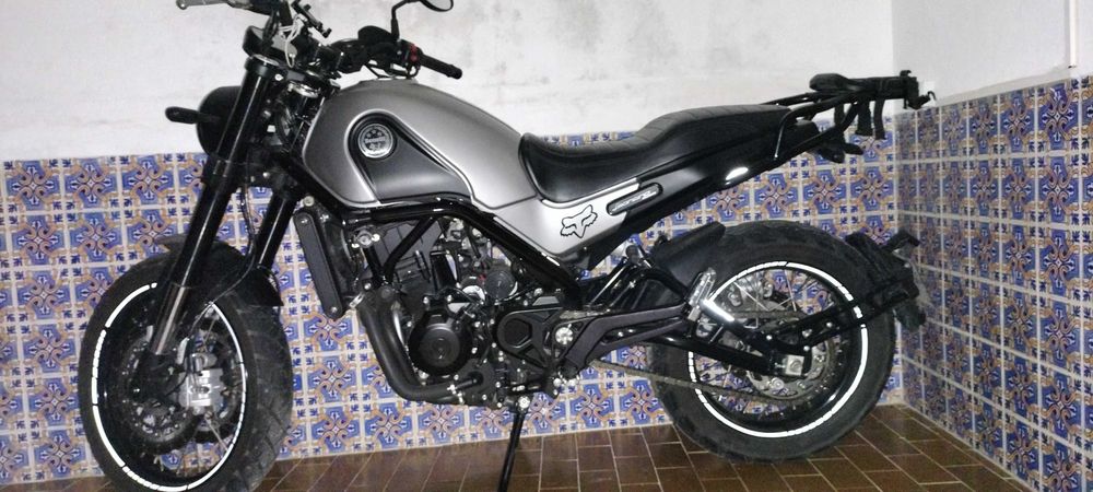 Benelli leoncino 500 trail 2019 vendo ou troco por uma trail