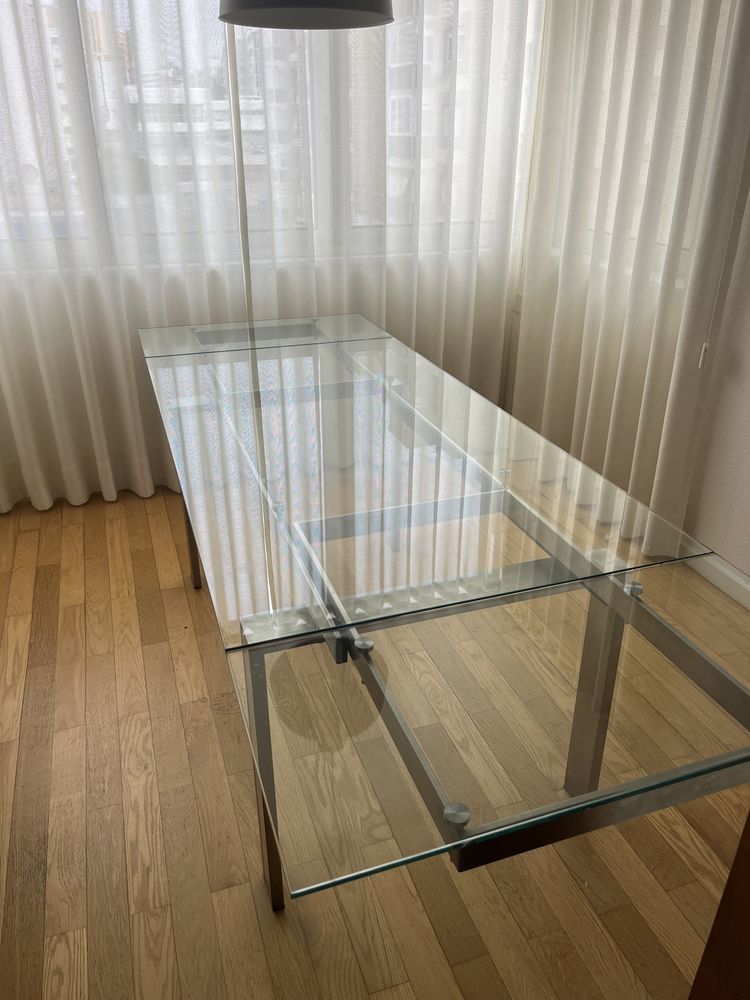 Mesa de vidro extensivel