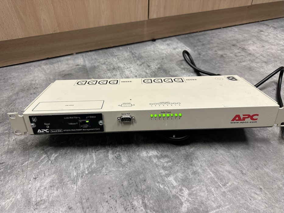 APC- AP9218 + AP9606