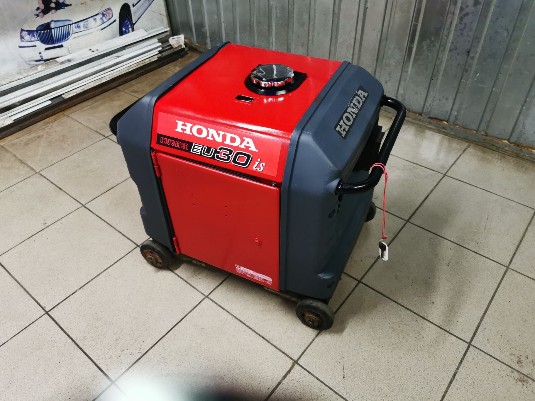 HONDA EU30is Agregat prądotwórczy Generator Inwerterowy  dużej mocy