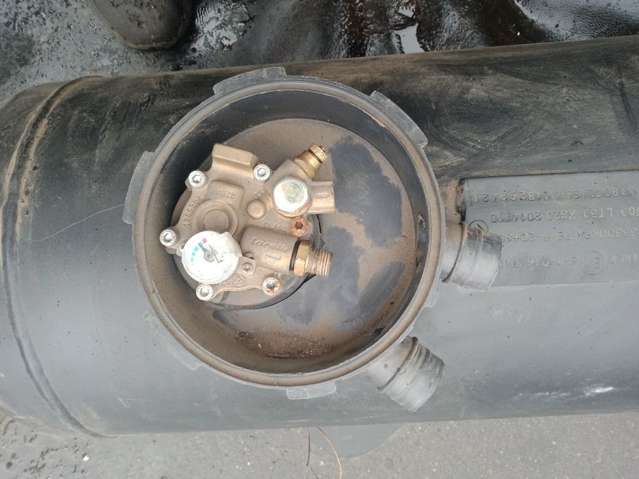 Газовый балон с мульти клапаном