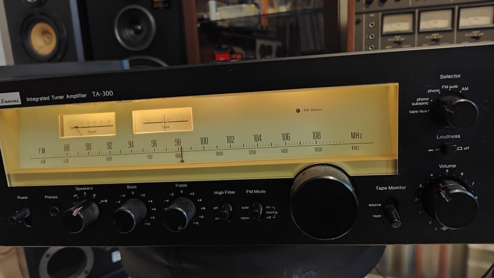Amplituner sansui TA-300