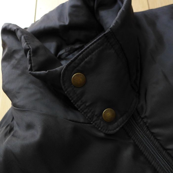 Czarna prosta kurtka lekko ocieplana dobra jakość XL L 48 BYTOM OCHNIK