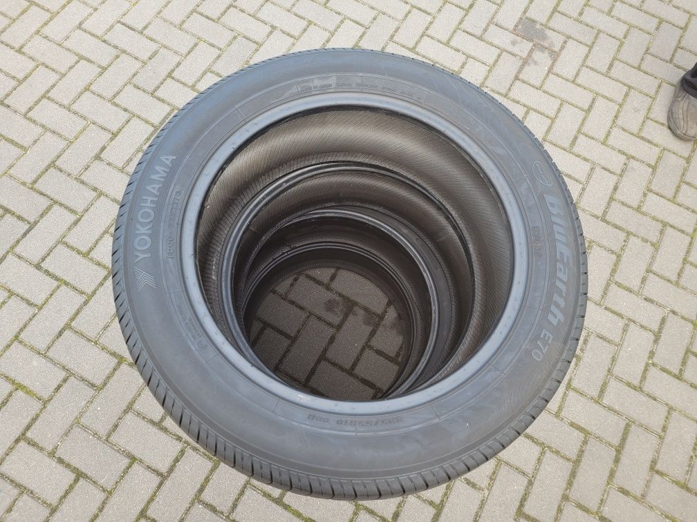 Komplet Opon Letnich YOKOHAMA BLUEARTH 225/55 R18 6mm Dot 19