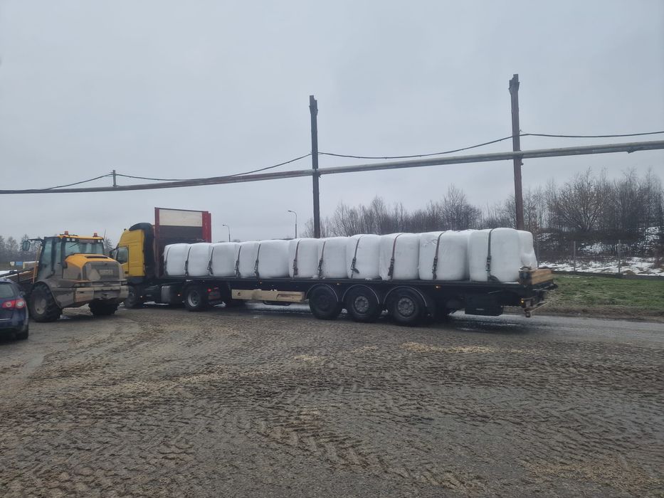 Wyslodki buraczane w balotach