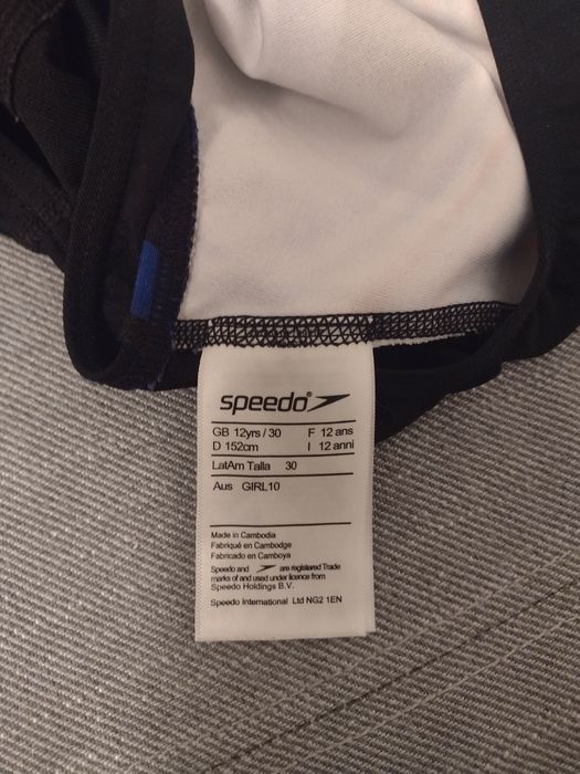 Speedo strój kąpielowy jednoczęściowy 9-10 lat