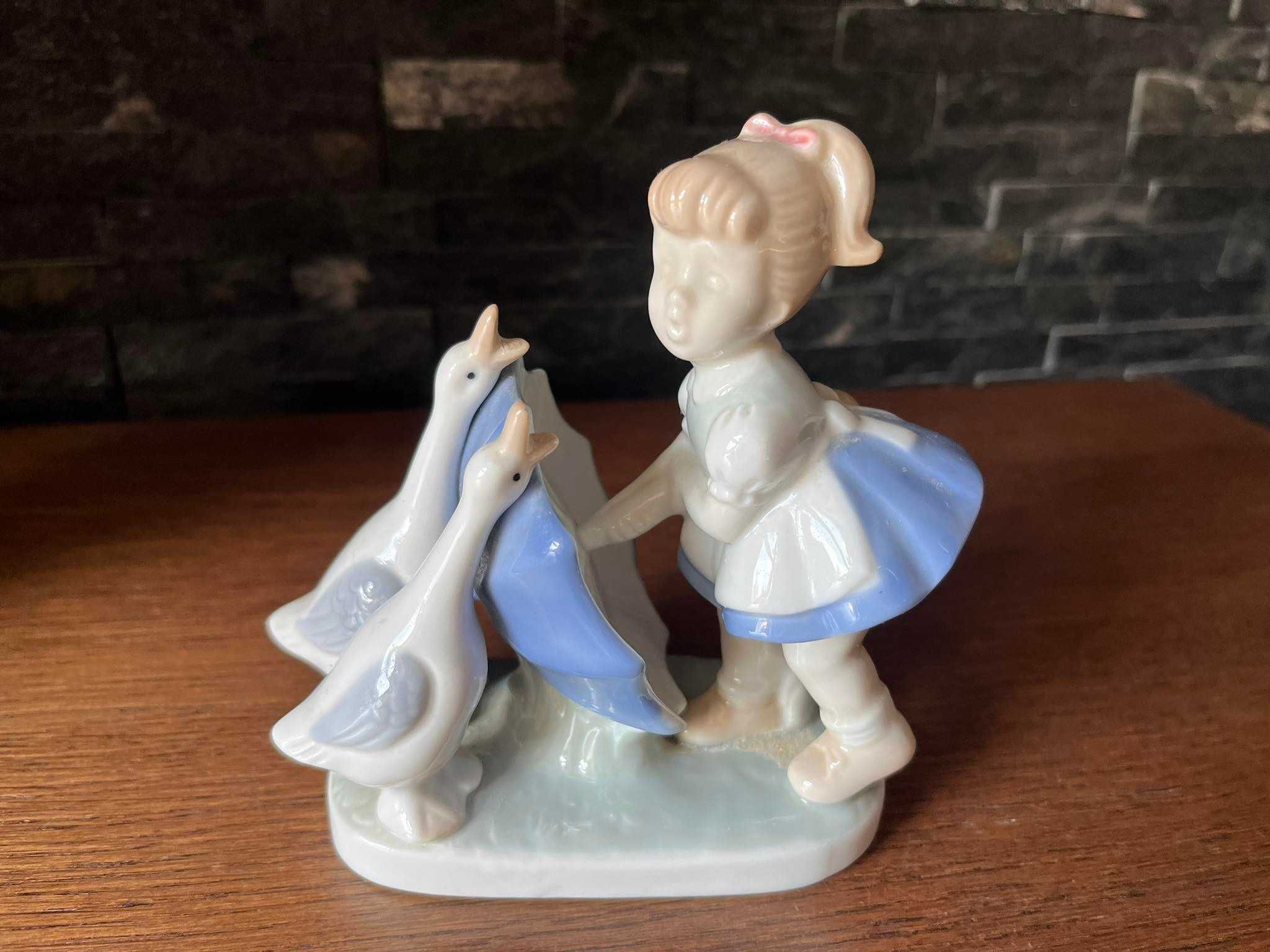 Dziewczynka kaczka gęś porcelanowa figurka