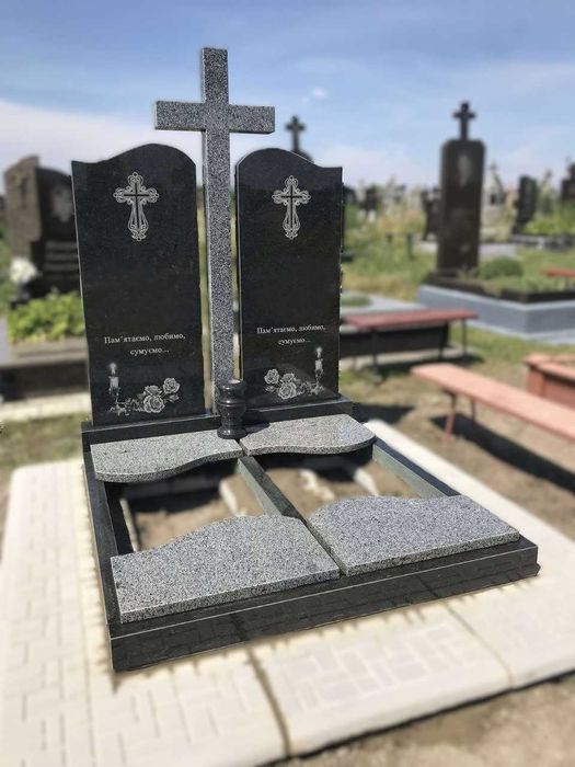 Пам'ятники з граніту