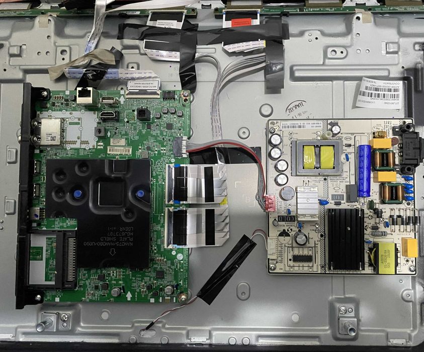 Peças Lg 50UR7300  Fonte:SH230.60421  Board: EAX700.42603 Testadas