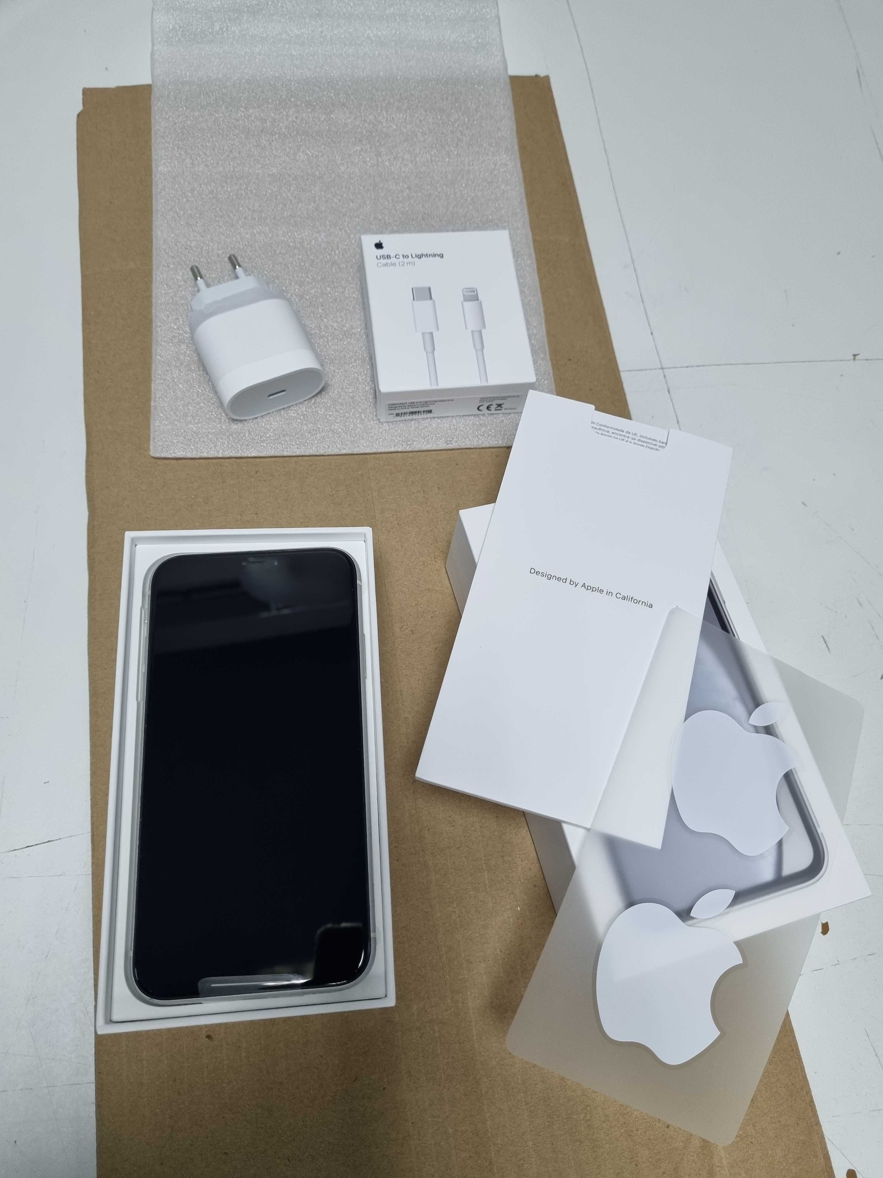 iPhone XR 64GB Branco