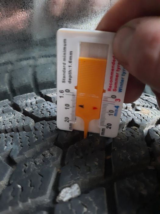 Диски з резиною р16 тойота