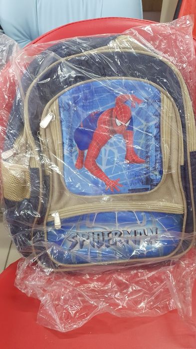 Рюкзак школьный на колесах