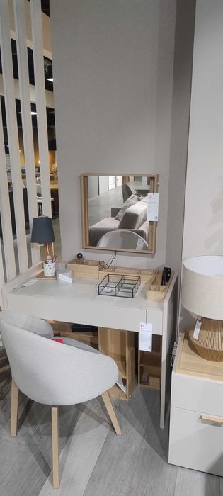 TOALETKA 4you Fresh -salon firmowy Vox -Domar. ul. Braniborska