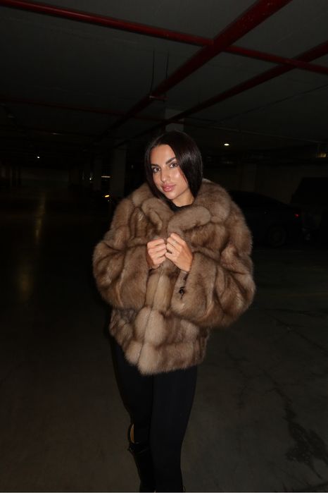 Шикарная шуба из куницы