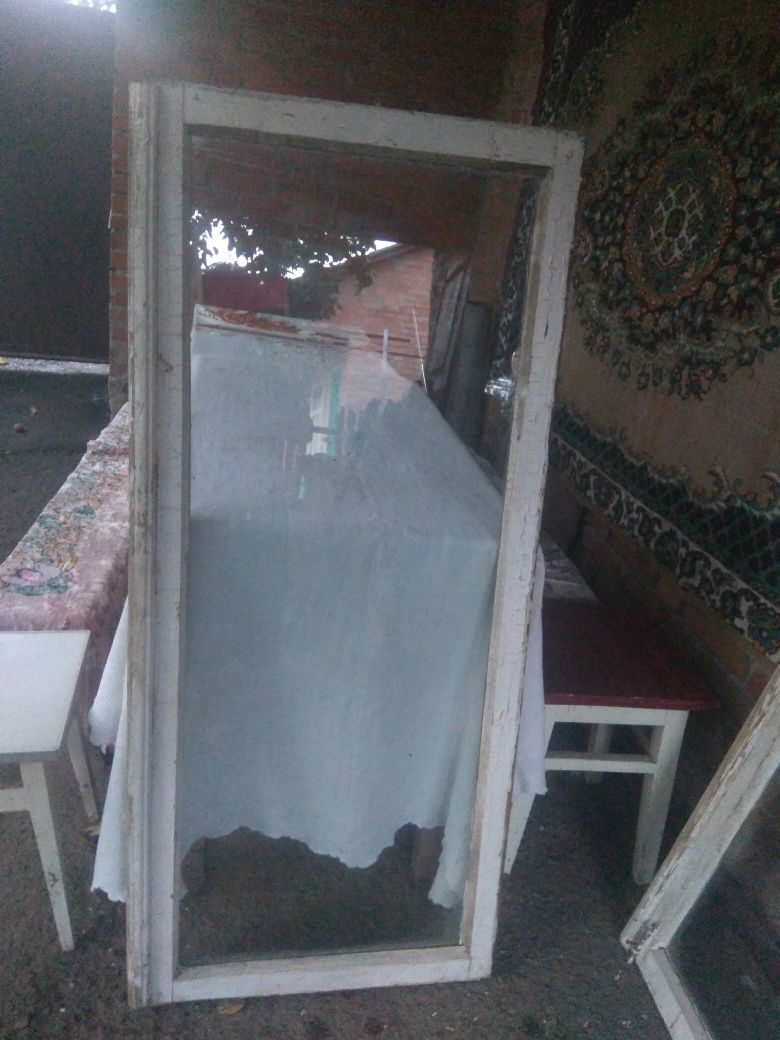 Рама оконная стеклянная
