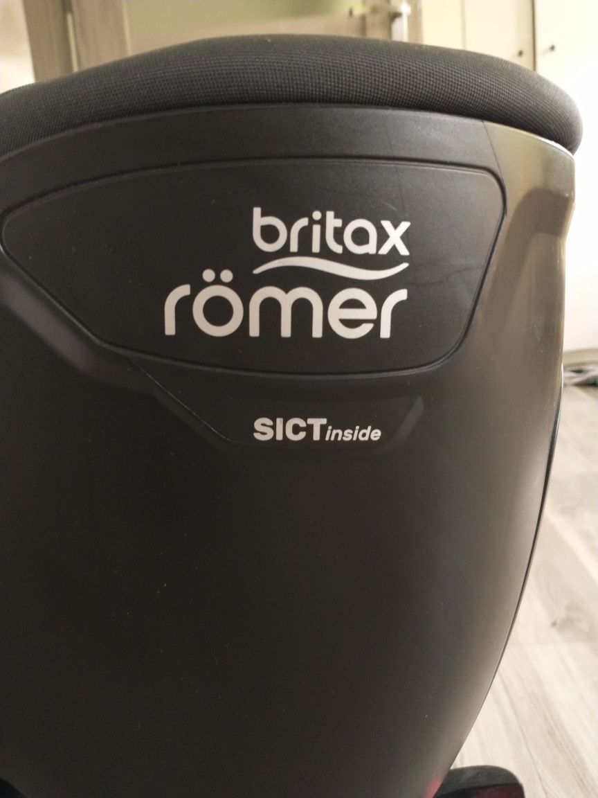 Fotelik britax Romer dualfix M i-size