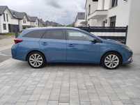 Toyota Auris Toyota Auris, hybryda - niski przebieg!