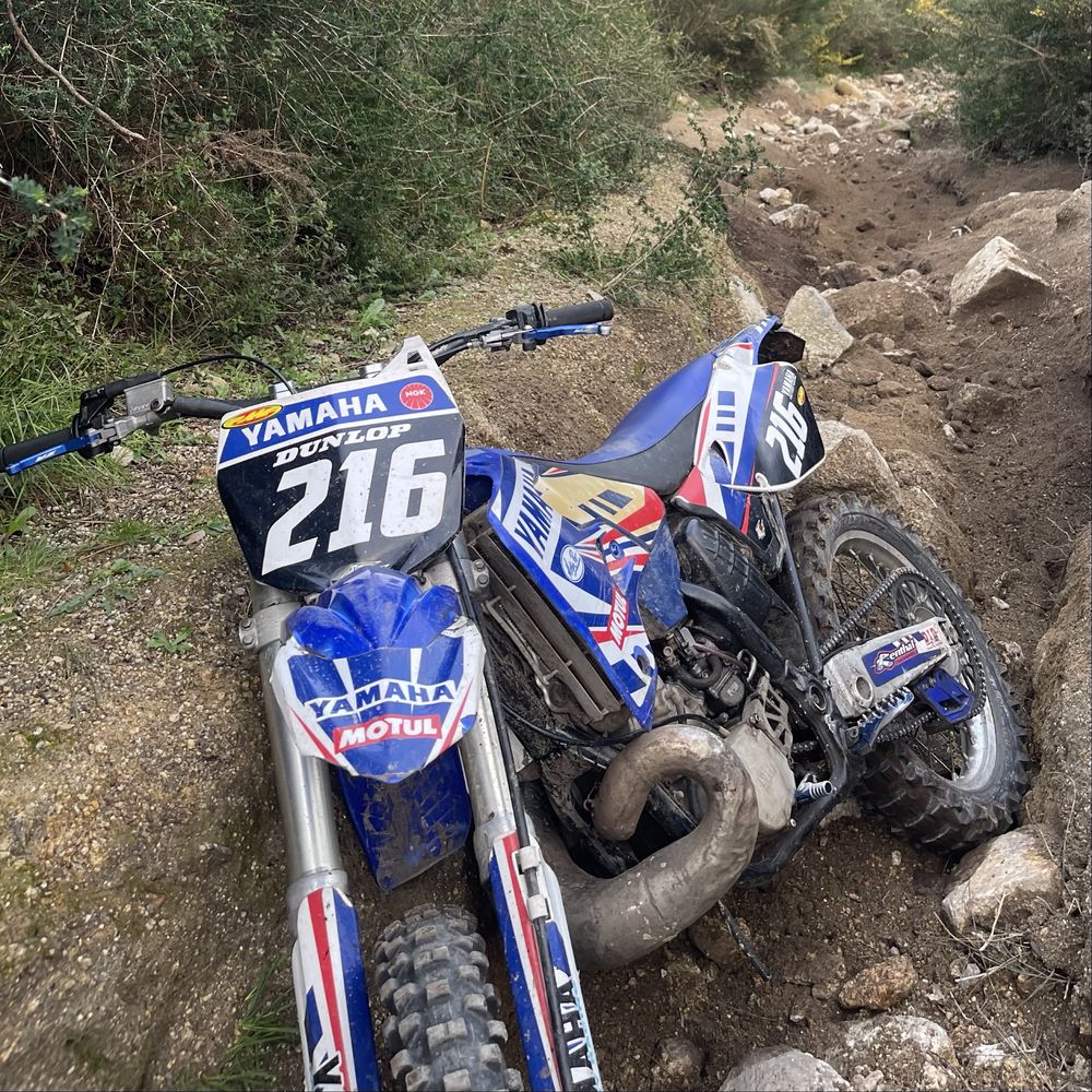 YZ 250 matriculada