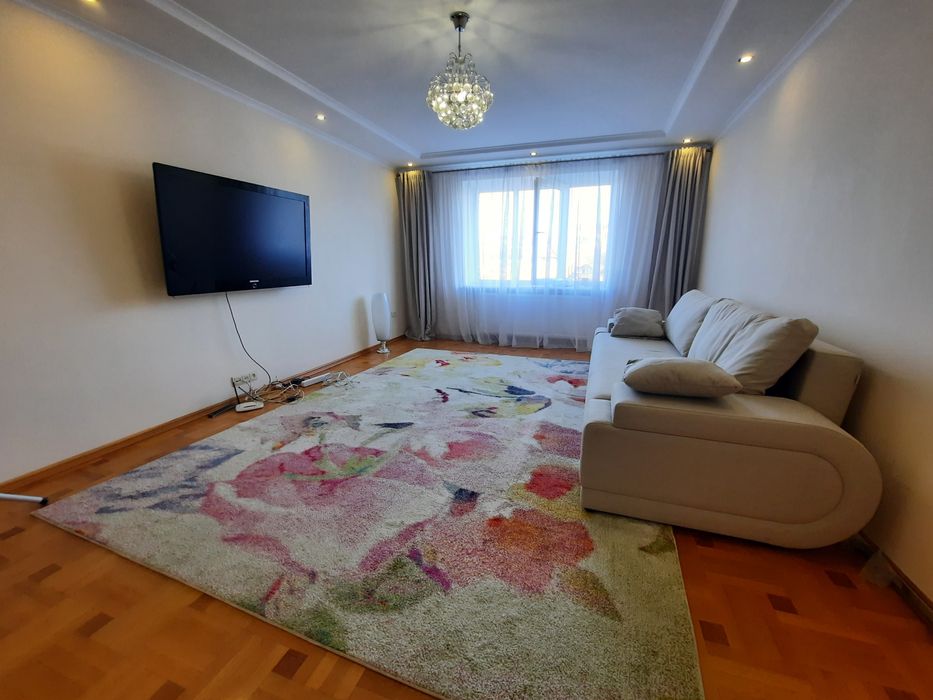 Продаж 2 кім.квартири вул.Наливайка