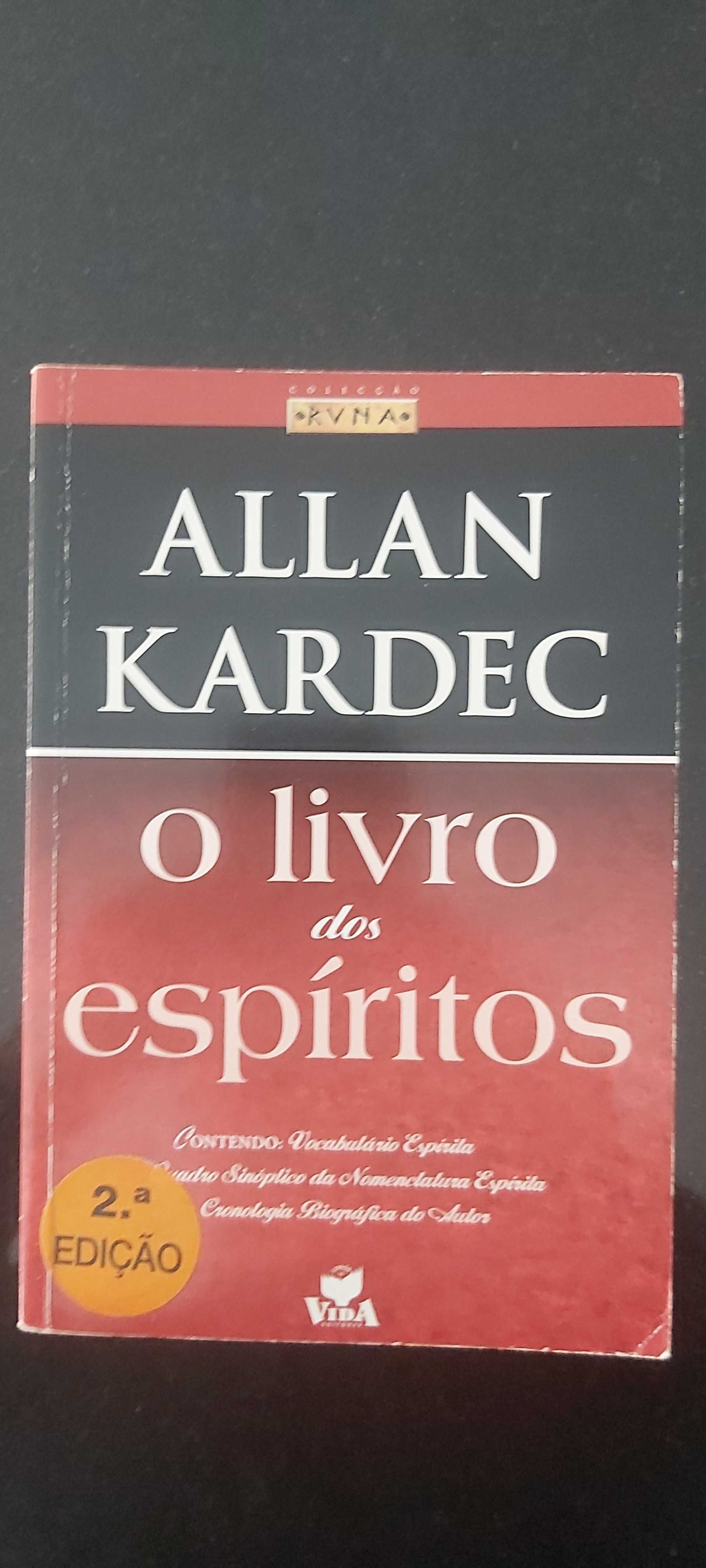Allan Kardec o livro dos espíritos