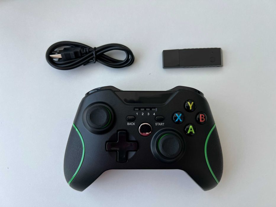 NOVO - Comando sem fio 2.4G Xbox One / PS3 / PC