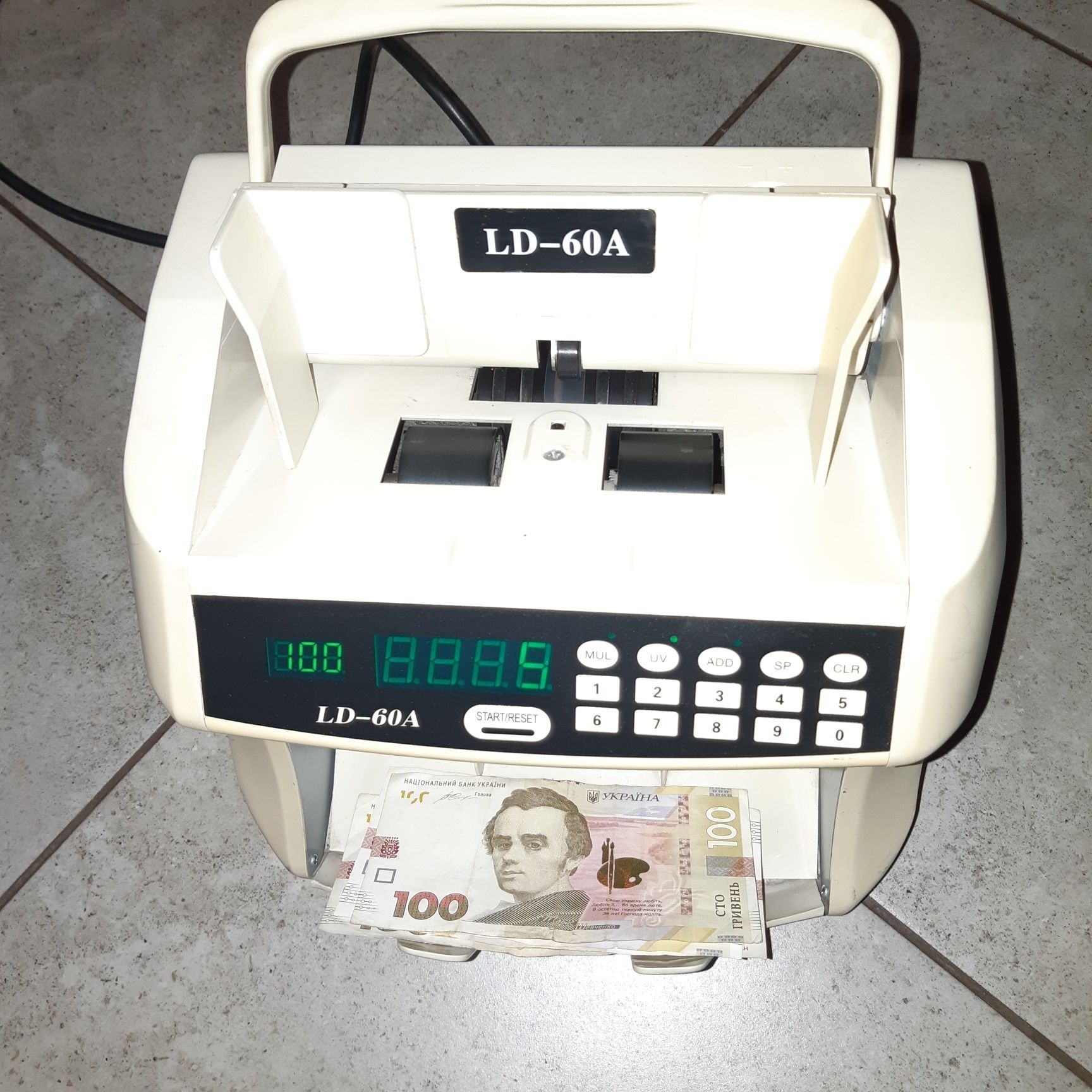 Щетная машинка для денег счетчик купюр банкнот