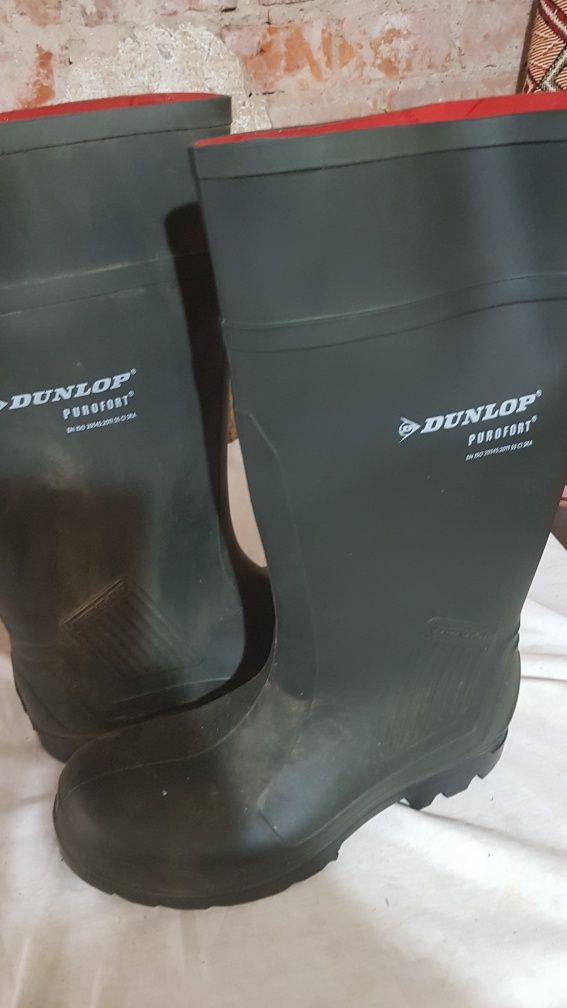 Gumowce dunlop purofort roz.42,43,44