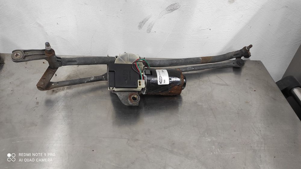 Alfa Romeo 156 mechanizm wycieraczek przód