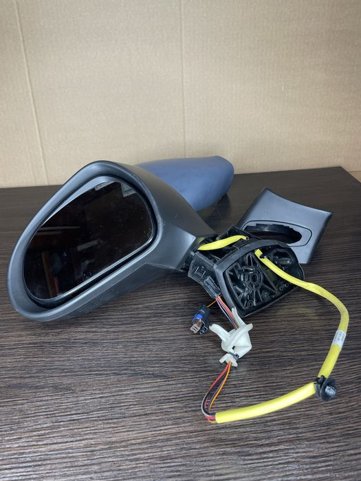 Дзеркало в зборі ліве Peugeot/Citroen