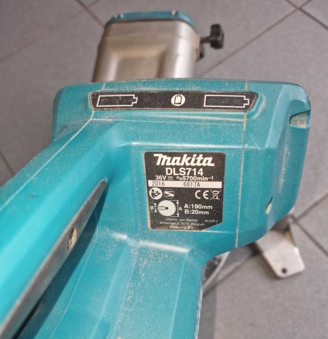 Ukośnica akumulatorowa Makita DLS714