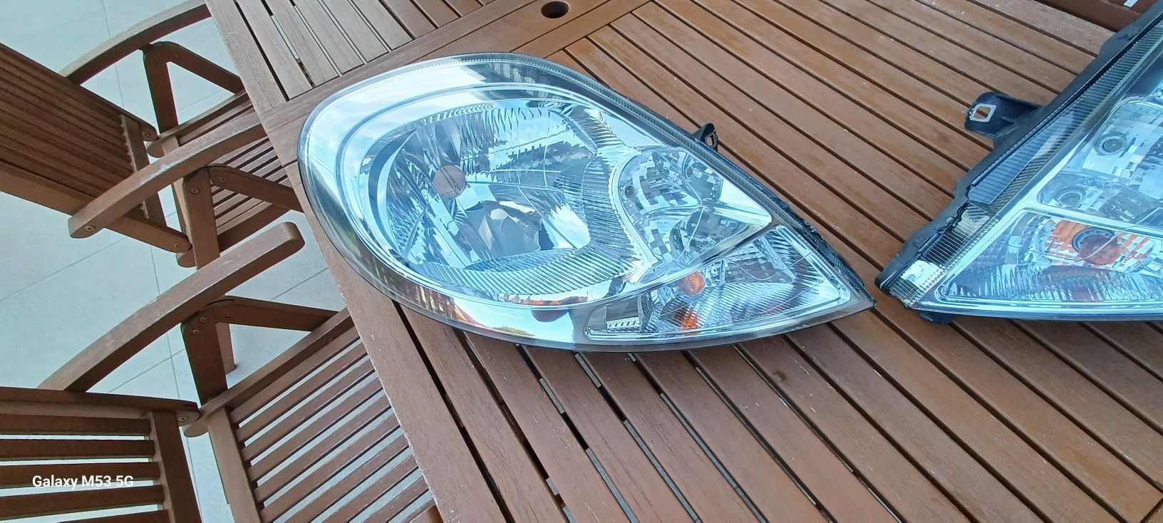 Lampy przenie Renault Trafic 2