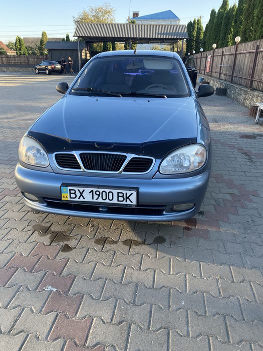 Автомобіль Daewoo Lanos